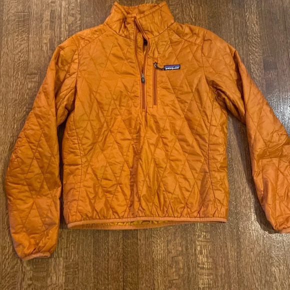 Patagonia Jackets & Blazers - Patagonia womens nano puff pullover - size S